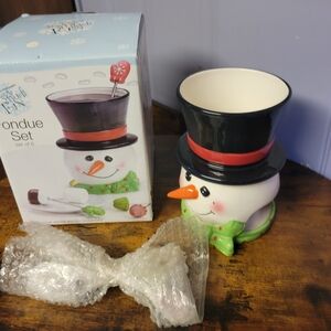 Boston Warehouse ceramic 6 piece snowman fomdue set